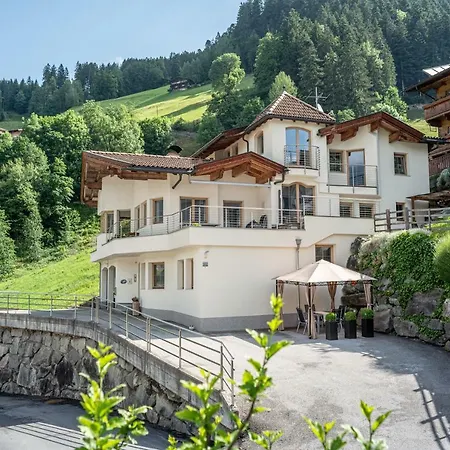 Monis * Ramsau im Zillertal